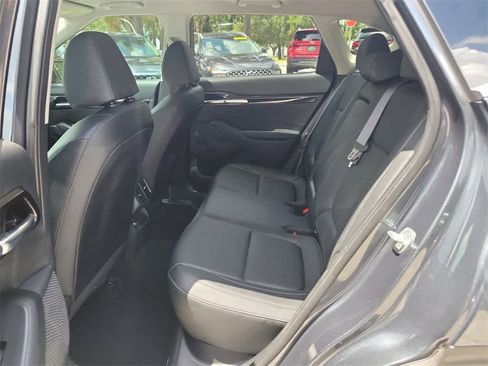 Used 2021 Kia Seltos EX image 11