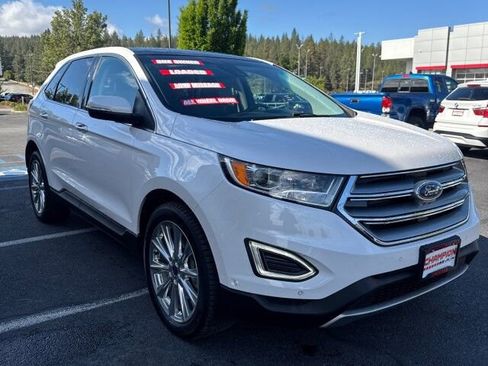 Used 2018 Ford Edge Titanium w/ Equipment Group 302A AWD/4WD image 4