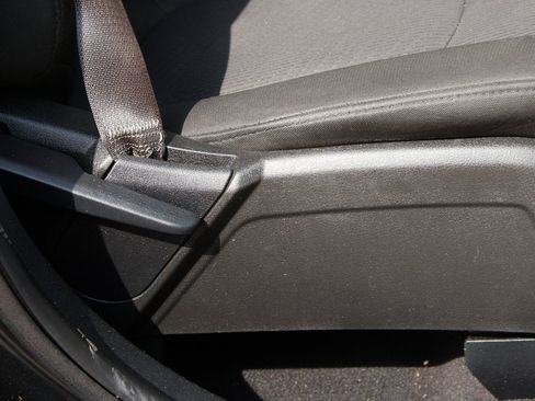 Used 2020 Dodge Journey SE w/ SE Popular Equipment Group image 11