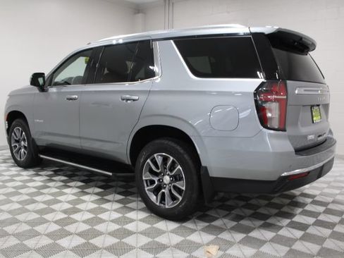 Used 2024 Chevrolet Tahoe LT w/ Luxury Package AWD/4WD image 9