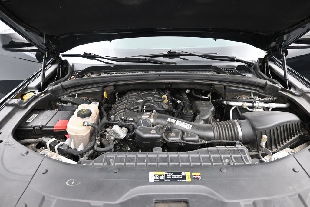 Used 2023 Jeep Grand Cherokee Laredo RWD image 17