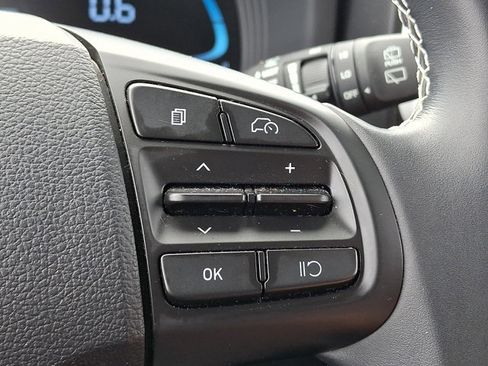 Certified 2023 Hyundai Venue Limited w/ Cargo Package image 22