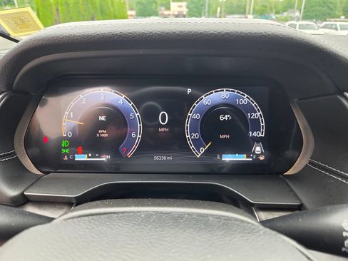 Used 2022 Jeep Grand Cherokee Limited AWD/4WD image 18