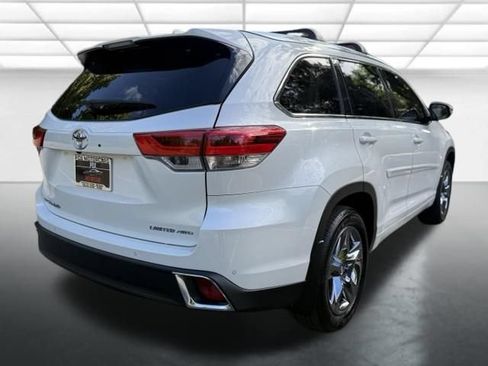 Used 2019 Toyota Highlander Limited Platinum AWD/4WD image 6