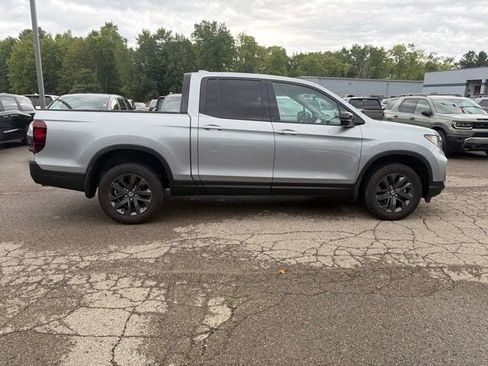 Used 2023 Honda Ridgeline Sport image 6