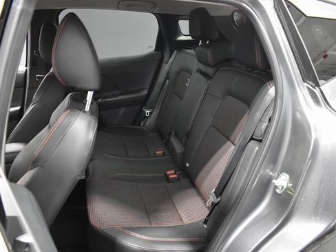 Certified 2025 Nissan Kicks SR image 27