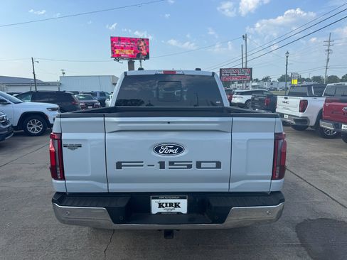 Used 2025 Ford F150 Lariat w/ Equipment Group 502A High AWD/4WD image 4