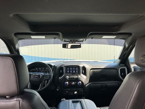 Certified 2022 GMC Sierra 3500 AT4 w/ AT4 Preferred Package AWD/4WD image 33