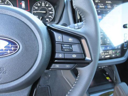 Used 2025 Subaru Forester Premium image 19