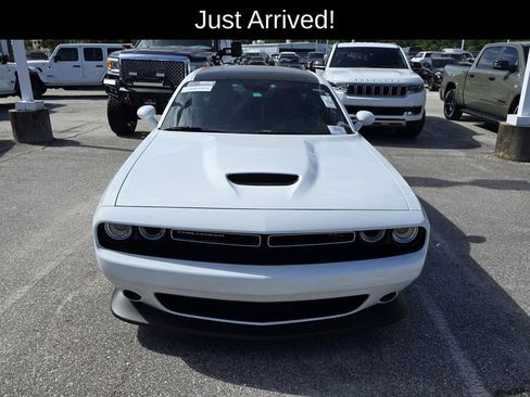 Used 2023 Dodge Challenger R/T image 2
