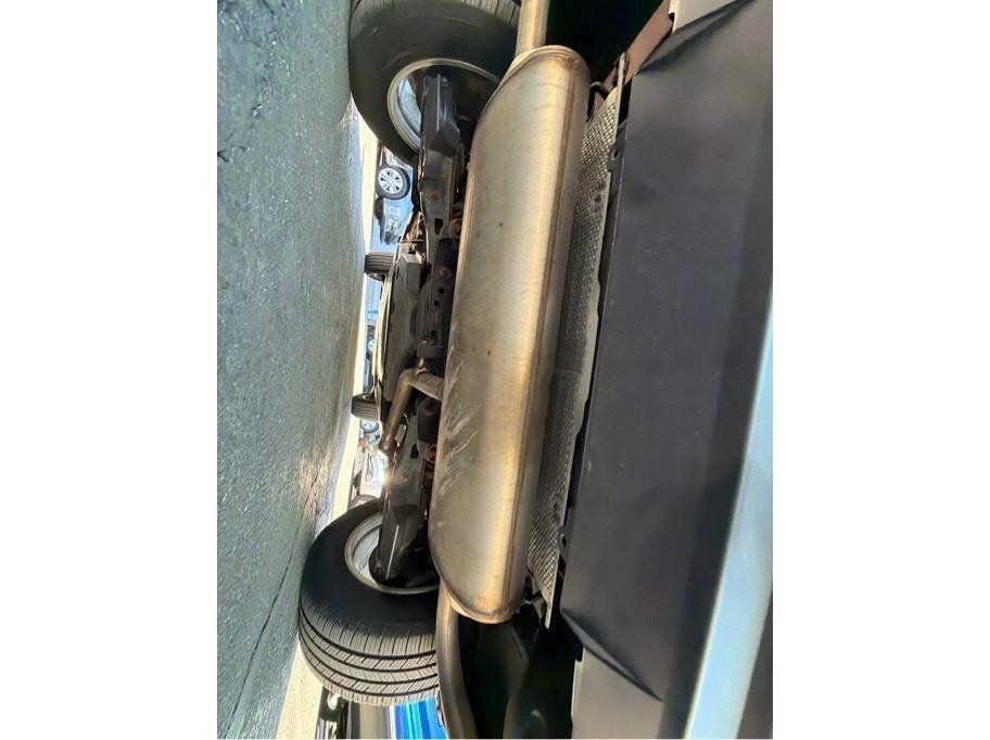 Used 2019 Toyota RAV4 LE w/ Carpet Mat Package AWD/4WD image 37