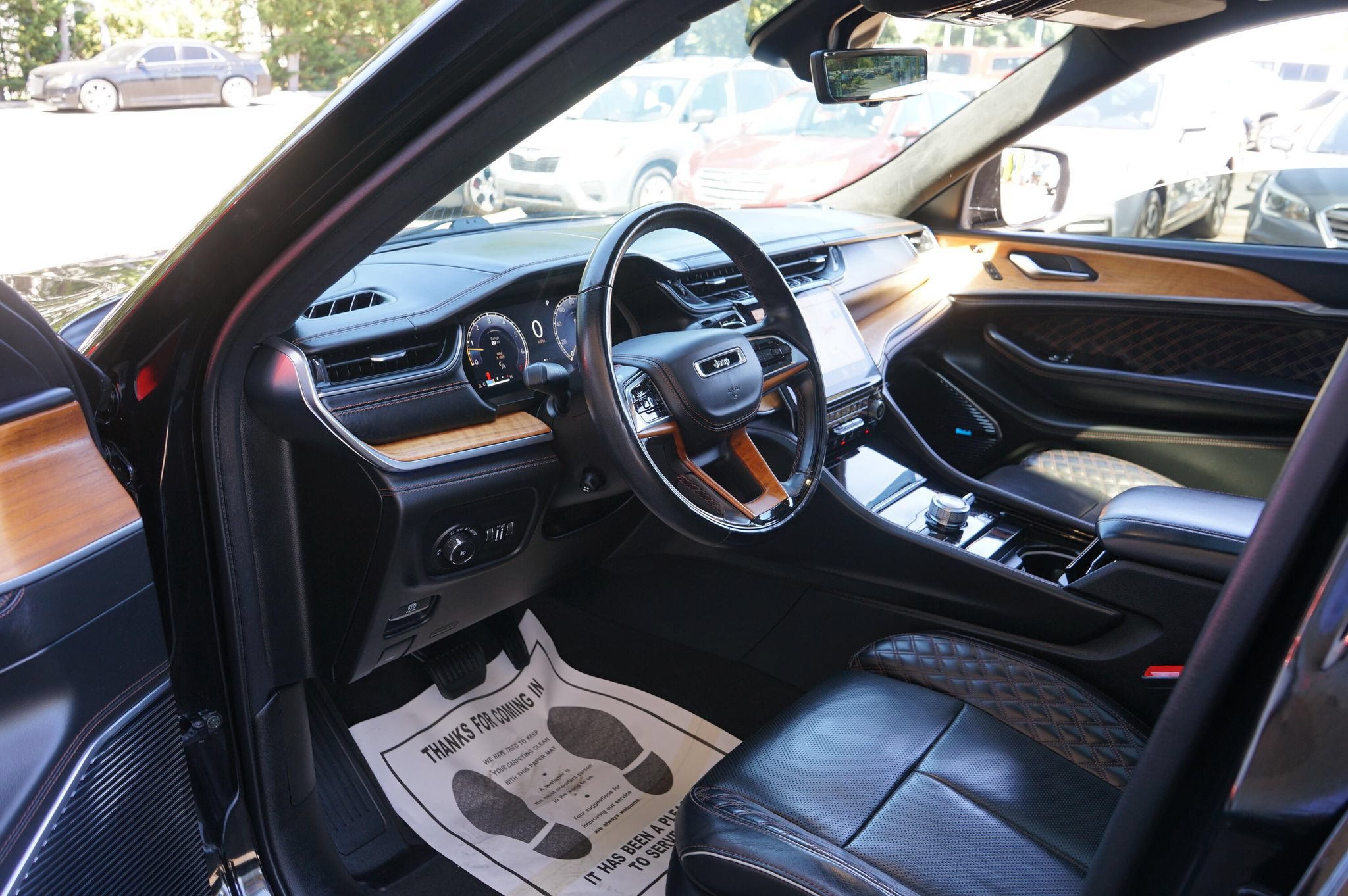 Used 2021 Jeep Grand Cherokee L Summit AWD/4WD image 14