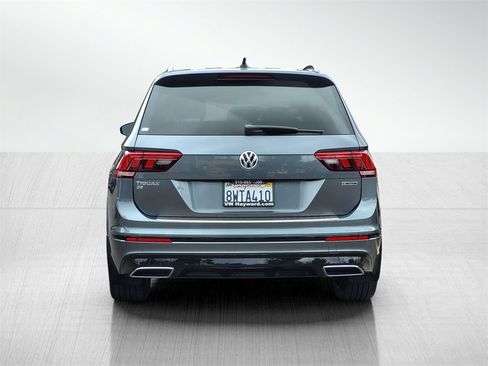 Certified 2021 Volkswagen Tiguan SE R-Line image 5
