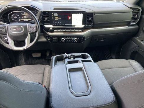 New 2025 GMC Sierra 1500 Elevation w/ X31 Off-Road Package AWD/4WD image 16