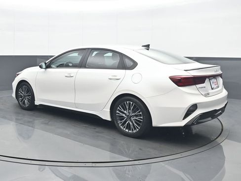 Used 2023 Kia Forte GT-Line FWD image 4