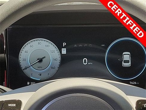 Used 2024 Hyundai Elantra SEL image 4