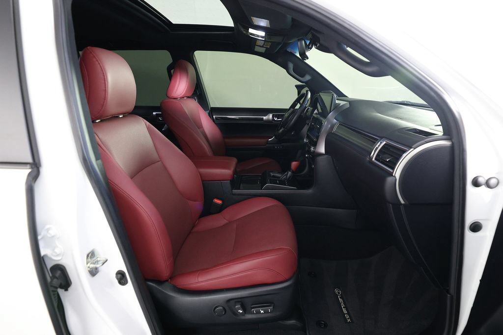 Used 2023 Lexus GX 460 Premium w/ Premium Package AWD/4WD image 9