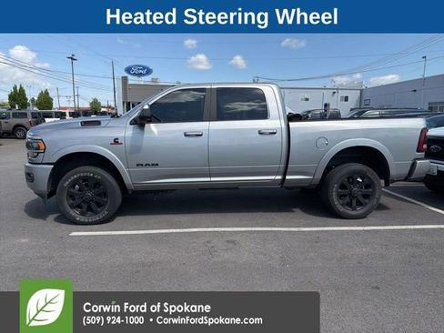 Used 2022 RAM 2500 Laramie w/ Night Edition AWD/4WD image 4