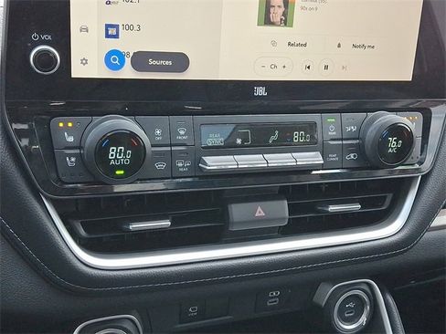 Used 2024 Toyota Grand Highlander Limited image 16