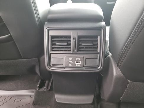 Used 2026 Subaru Forester Premium image 13