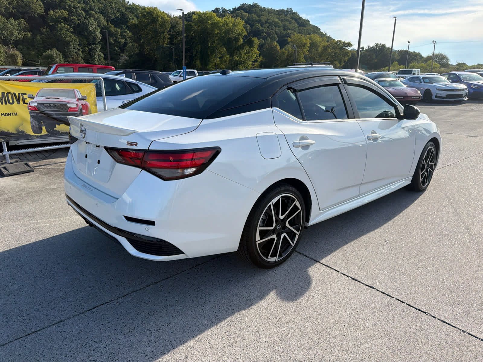 Used 2024 Nissan Sentra SR w/ SR Premium Package FWD image 6
