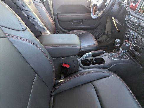 Used 2020 Jeep Gladiator Rubicon image 11