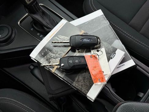 Used 2022 Ford Ranger XLT w/ Equipment Group 301A Mid image 5