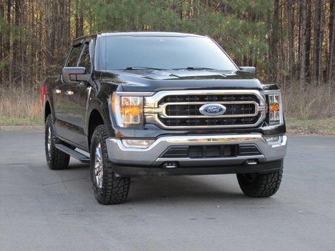 Used 2021 Ford F150 XLT w/ Equipment Group 302A High image 8