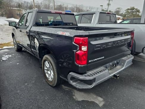 Used 2022 Chevrolet Silverado 1500 LT image 3