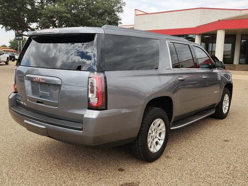 Used 2018 GMC Yukon XL SLT AWD/4WD image 4