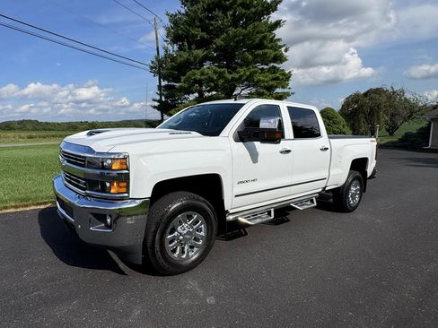 Used 2018 Chevrolet Silverado 2500 LTZ w/ Duramax Plus Package AWD/4WD image 2
