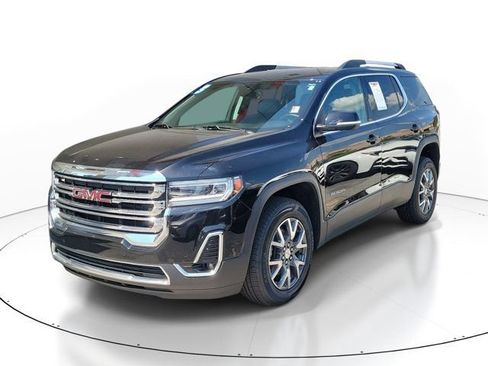 Used 2023 GMC Acadia SLT FWD image 3