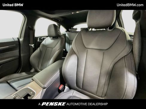 Used 2025 BMW 430i w/ Premium Package RWD image 5