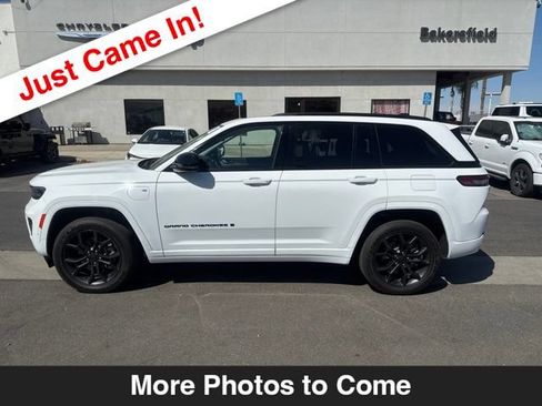Used 2023 Jeep Grand Cherokee 30th Anniversary AWD/4WD image 2