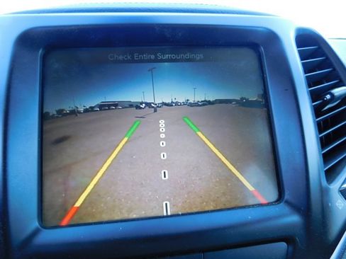 Used 2015 Jeep Cherokee Latitude image 12