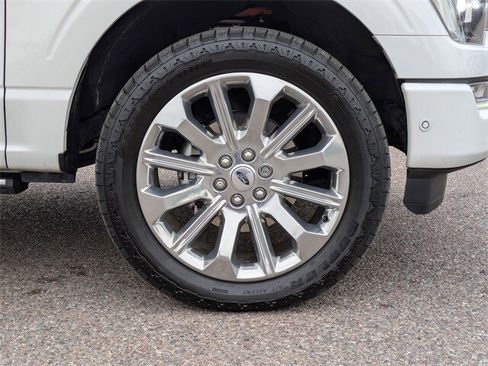 Used 2023 Ford F150 Limited image 9