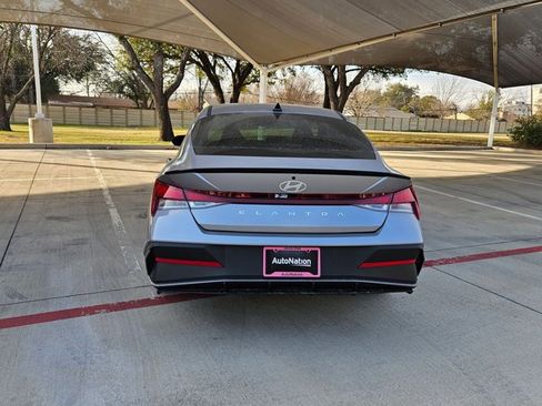 Used 2026 Hyundai Elantra Sport image 8