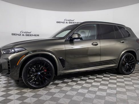 Used 2026 BMW X5 xDrive40i w/ M Sport Package AWD/4WD image 9