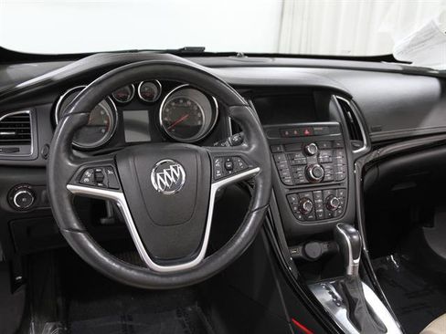 Used 2019 Buick Cascada Premium image 7