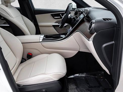 New 2026 Mercedes-Benz GLC 300 4MATIC image 26