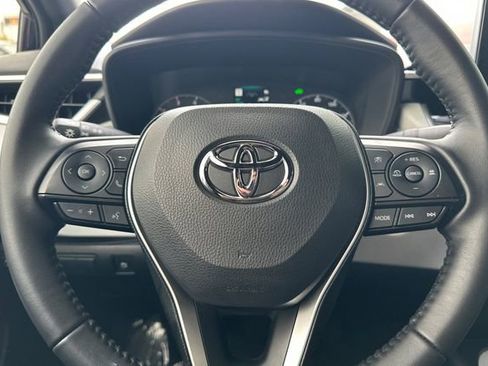 Certified 2025 Toyota Corolla SE image 31