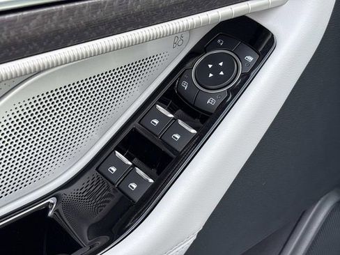 New 2026 Ford Explorer Platinum image 23