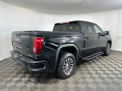 Used 2020 GMC Sierra 1500 AT4 w/ AT4 Premium Package image 3