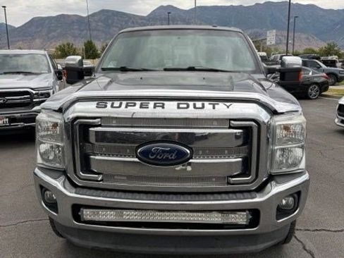 Used 2012 Ford F250 Lariat w/ Chrome Pkg AWD/4WD image 2