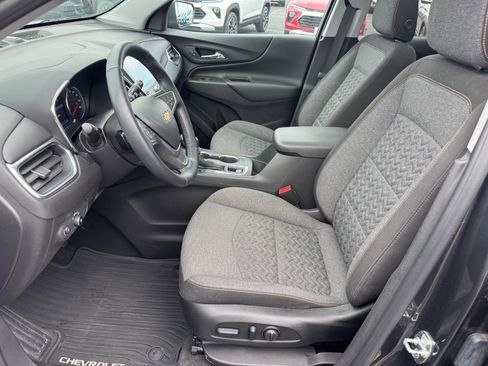 Used 2023 Chevrolet Equinox LT image 6