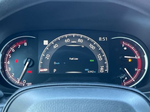 Used 2025 Toyota RAV4 XLE FWD image 28