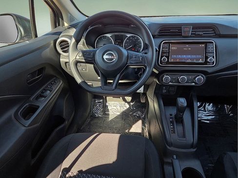Used 2024 Nissan Versa S w/ S Plus Package image 19