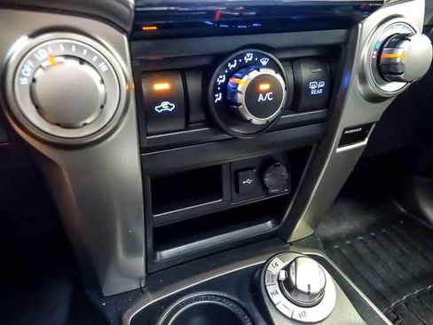 Used 2021 Toyota 4Runner SR5 Premium w/ Moonroof Package AWD/4WD image 26