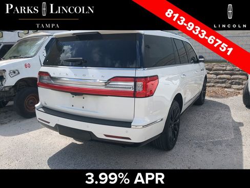Used 2021 Lincoln Navigator Reserve w/ Luxury Package image 9