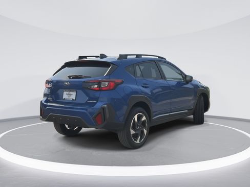 Used 2024 Subaru Crosstrek 2.5i Limited AWD/4WD image 5